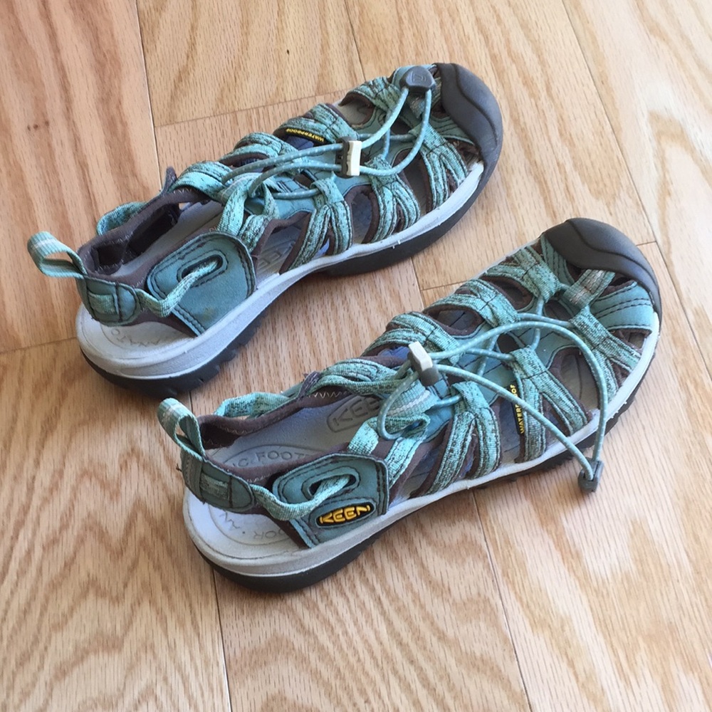 Keen water shoes. Sz 7